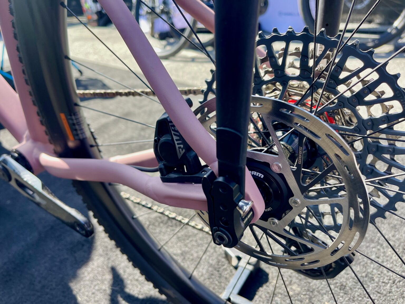 Tailfin rack attachments