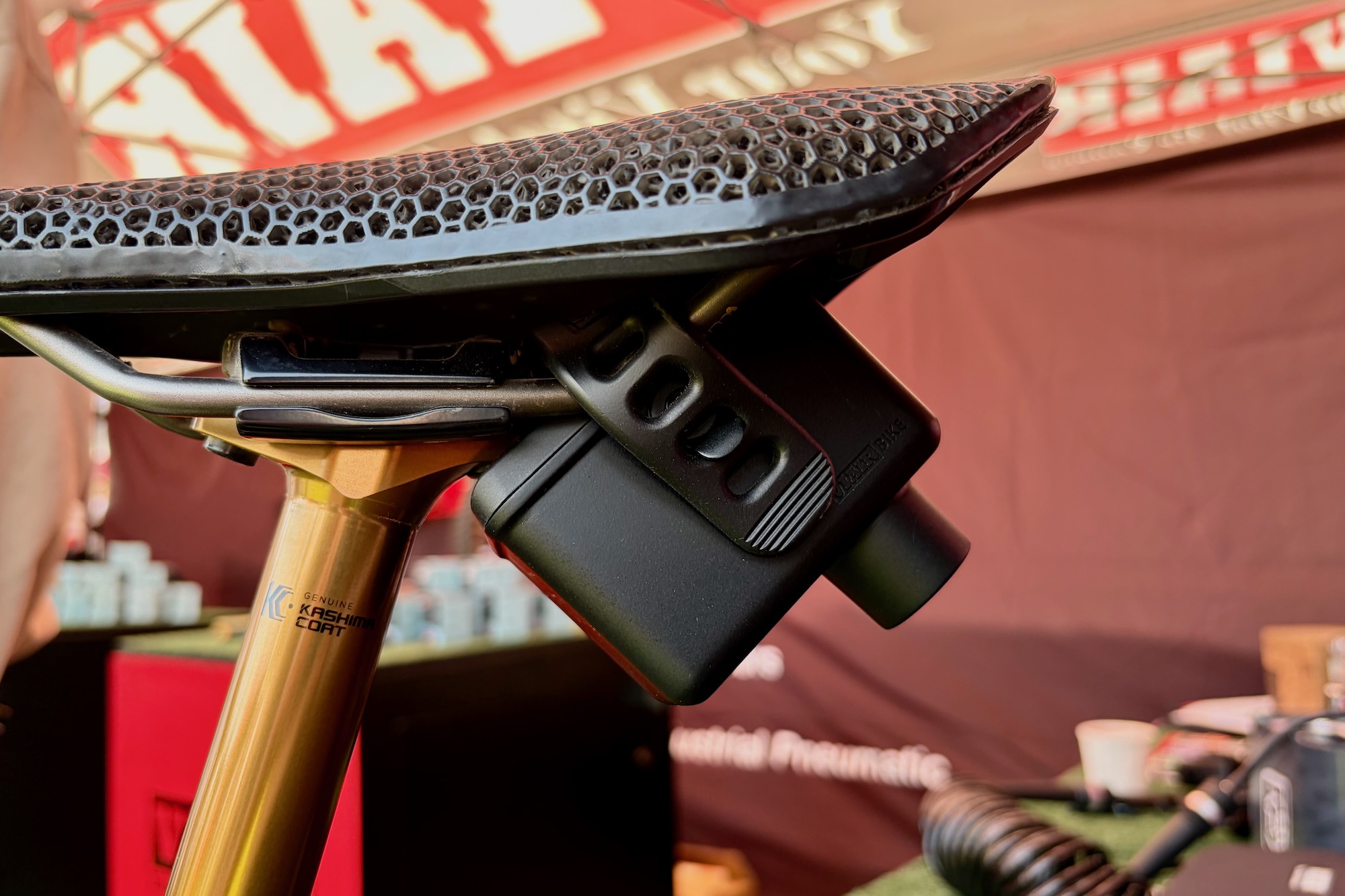 Spotted: Viair Has Clik Heads and Upcoming On-Bike Carry Solution for Recon Mini Inflators