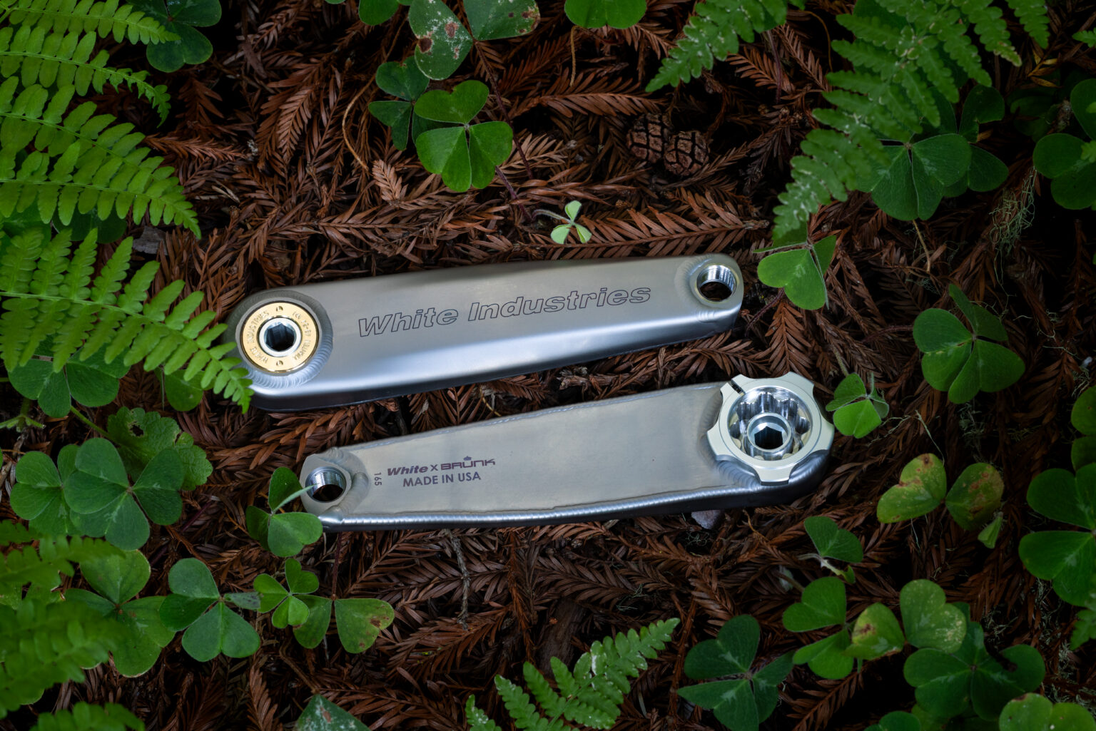 White Industries and Moots team up for new titanium cranks