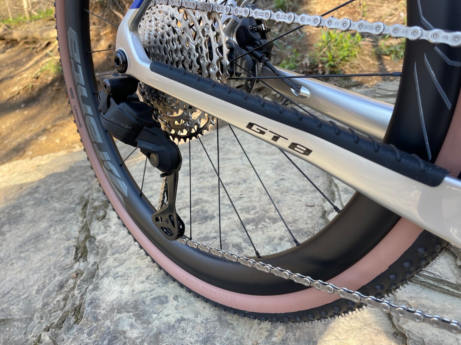 X-LAB GT8 Gravel Bike Review logo