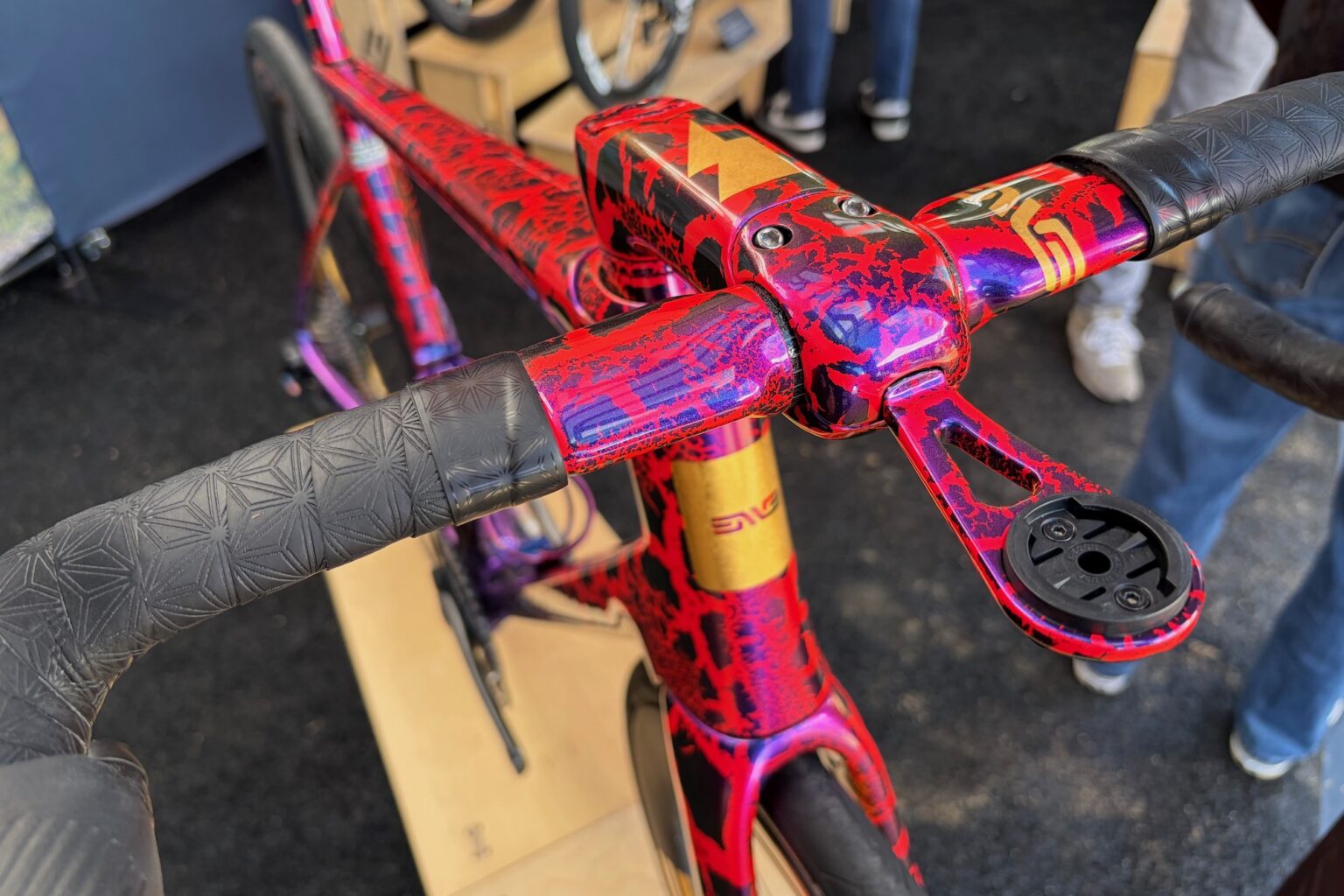 detail of the stem and computer mount of the dipped eneve bike.