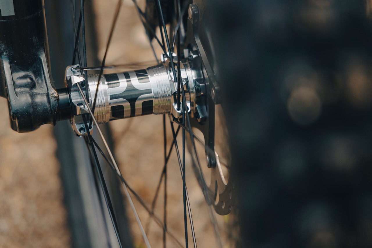 e*thirteen Sidekick 2.0 Hubs stright pull front