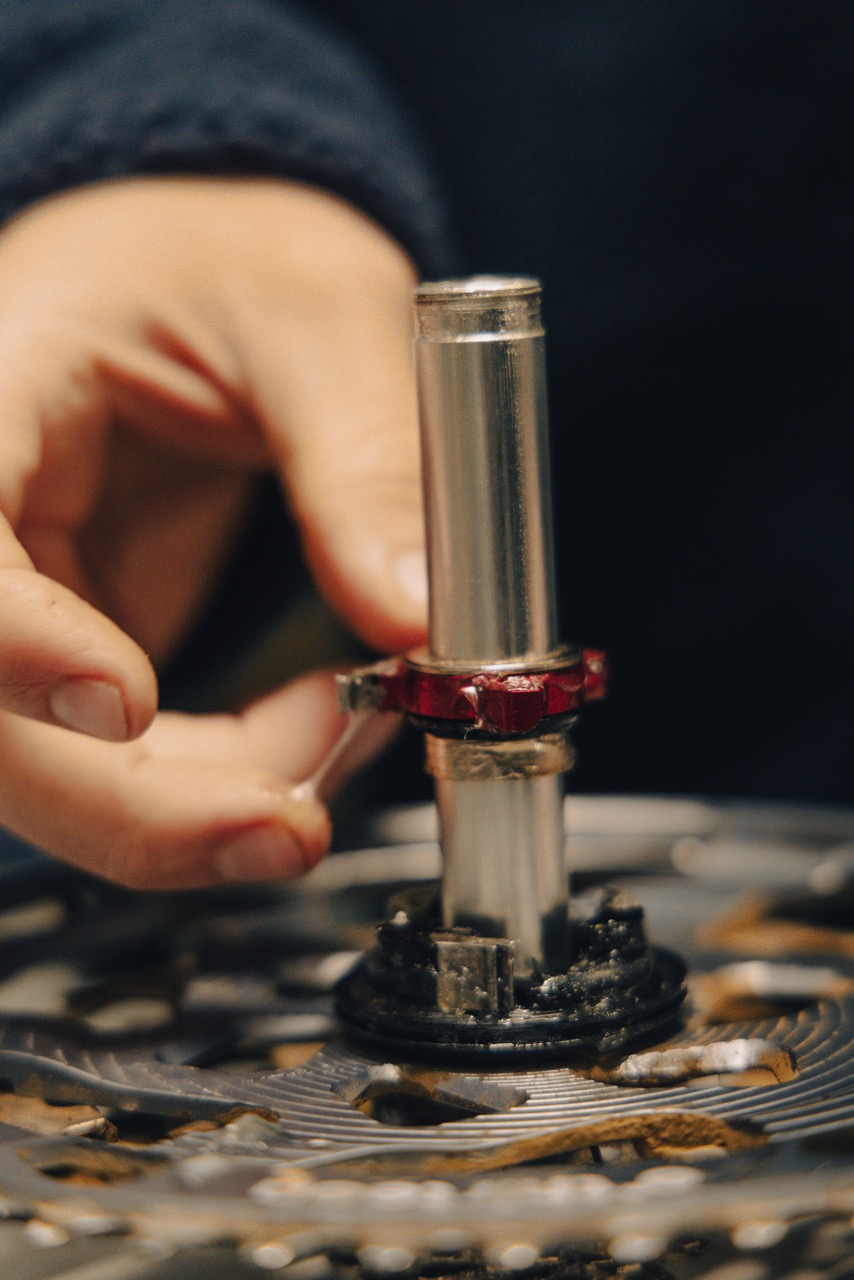 e*thirteen Sidekick 2.0 Hubs tool free adjust right