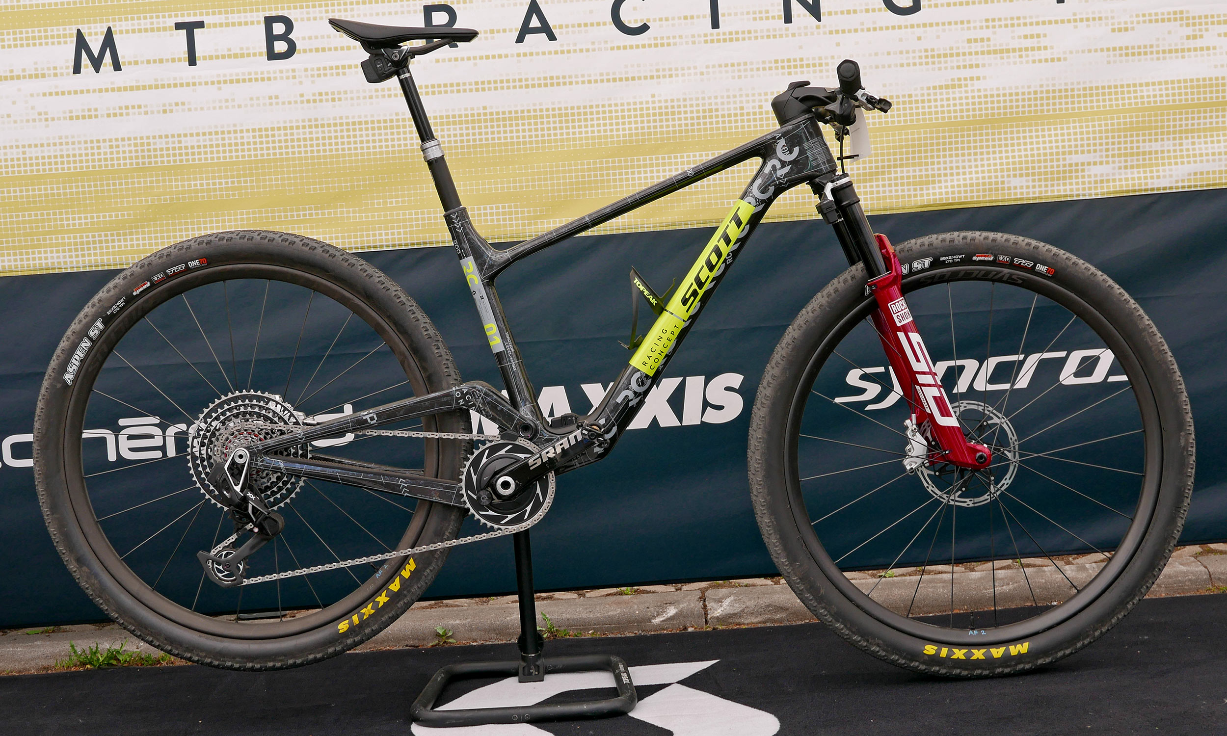 all-new Scott Spark RC prototype XC bike raced at the 2026 Nove Mesto World Cup: complete bike is not a 32" bike