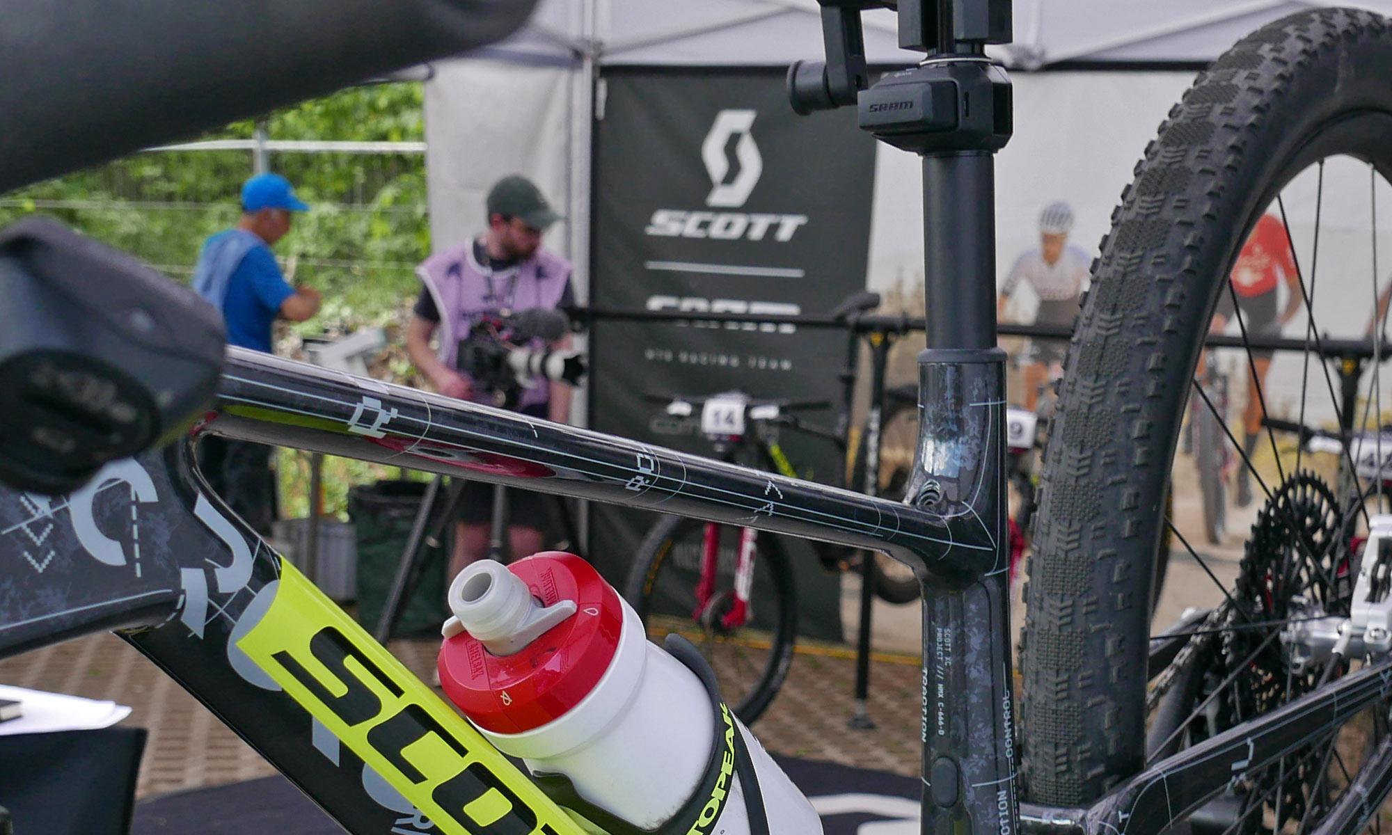 all-new Scott Spark RC prototype XC bike raced at the 2026 Nove Mesto World Cup: new seatpost clamp