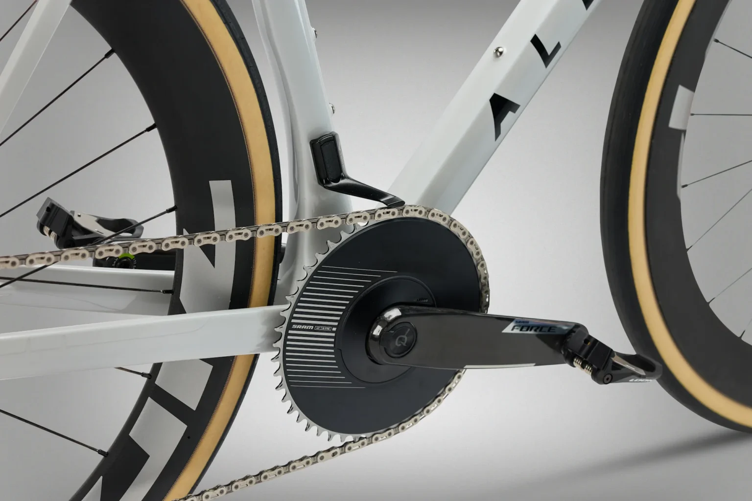 closeup details of allied echo road bike.
