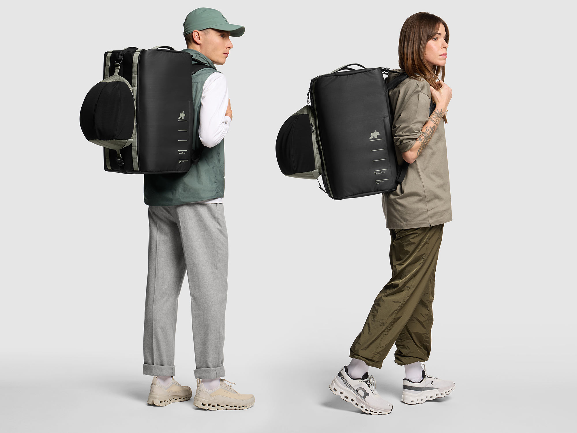 Assos+Db Douchebags Bike Travel Bag 3-delt kuffertsæt til cyklister: stort og boxy på ryggen