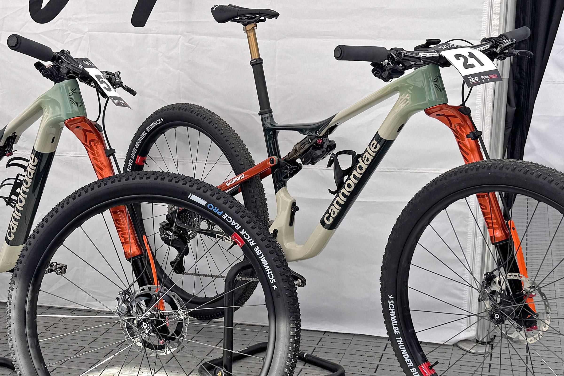 prototype Cannondale Factory Racing team Lefty Nueve 1-legged, upside-down XC forks at 2026 Nove Mesto World Cup: up close
