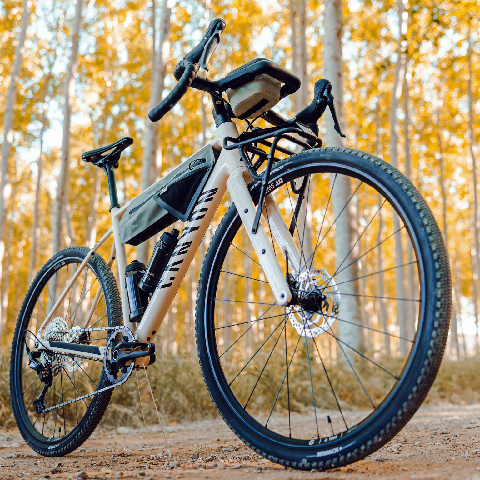 2026 Canyon Grizl AL affordable aluminum alloy adventure gravel bike: front detail