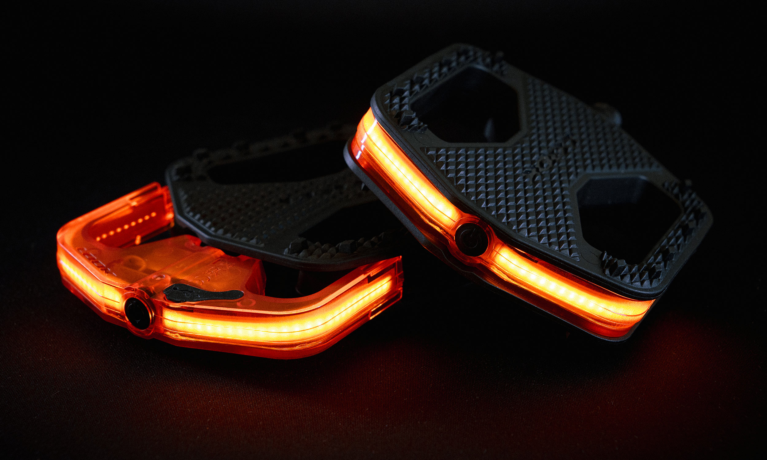 Look Geo City Vision bright light-up LED commuter flat pedals