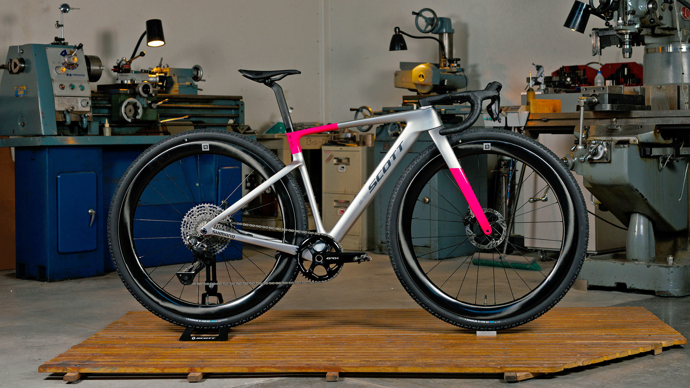 Scott 32" prototype aero Addict Gravel RC cykel til UNBOUND: komplet på værksted