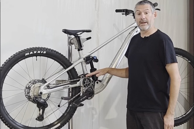 Dave Weagle Teams Up with RMU for New Mid-Pivot 6-Bar Suspension Enduro Bike
