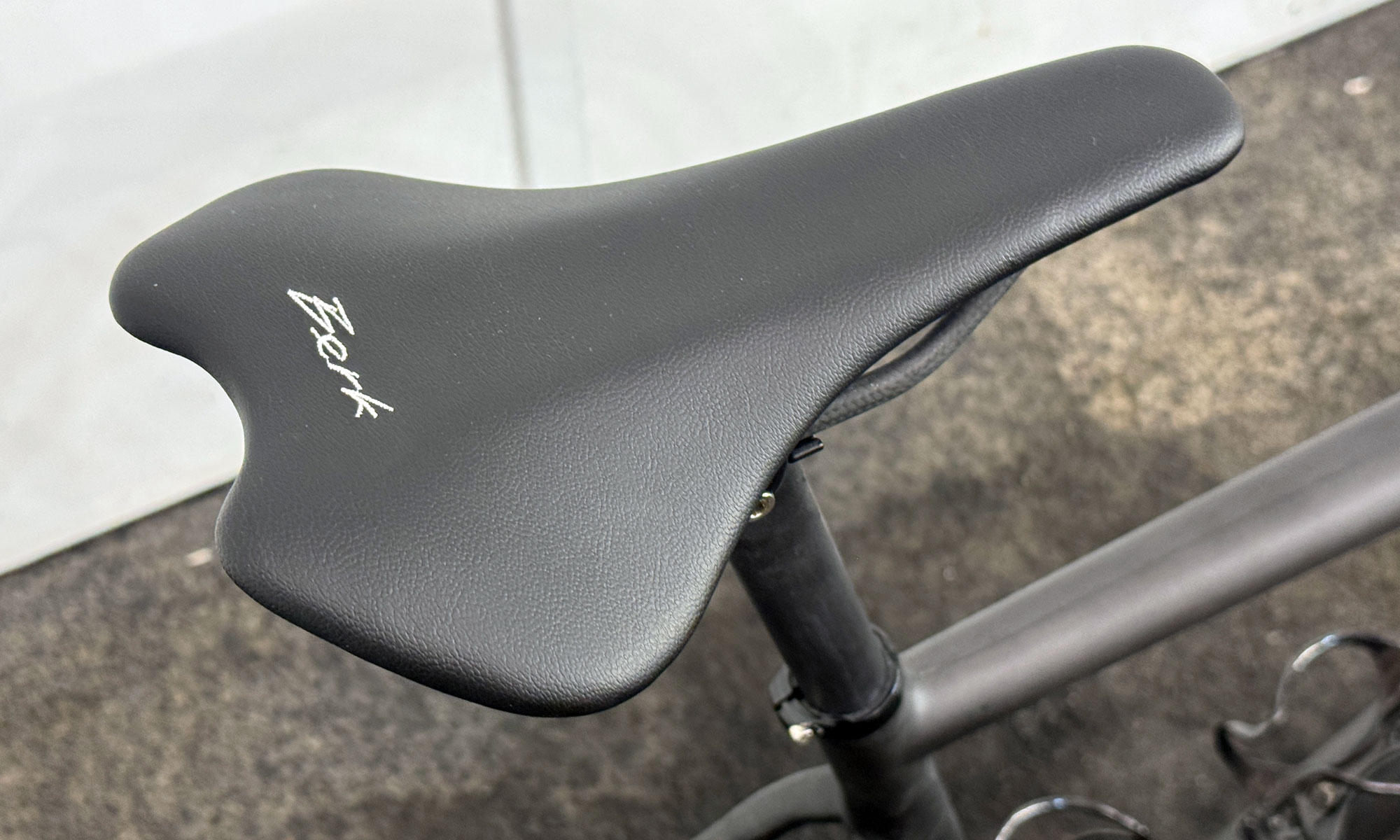 lightweight carbon Berk saddle