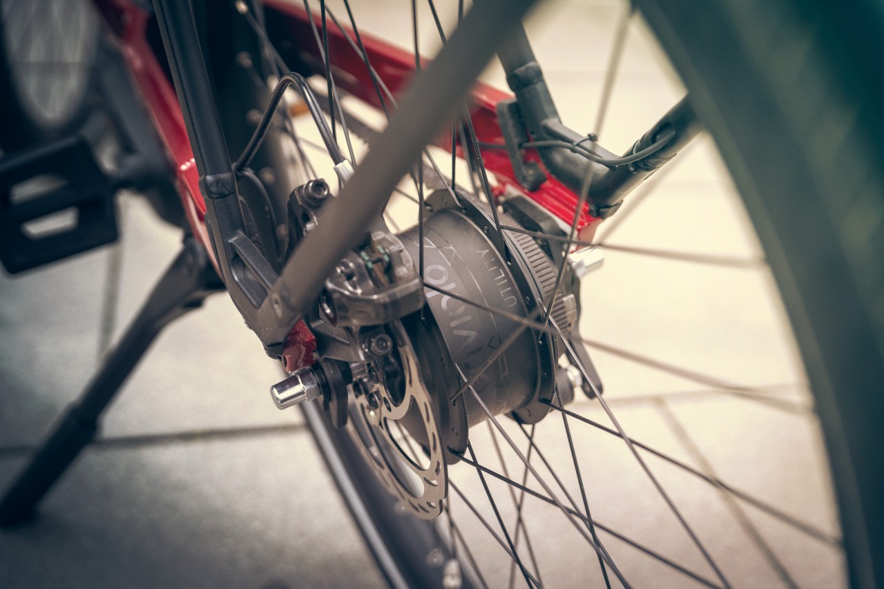 Enviolo Utility Hub kick stand