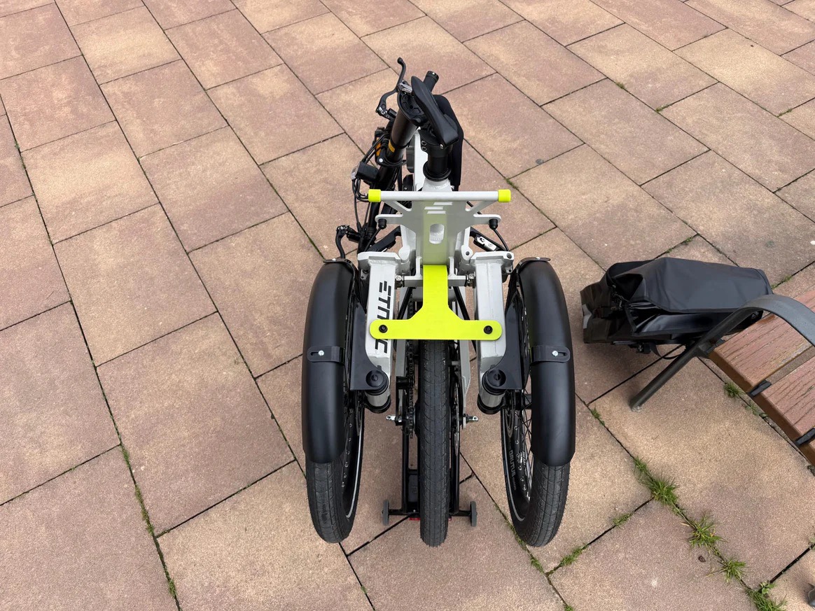 Das Ettnic Folding Trike 3.0 ist wieder zusammenklappbar