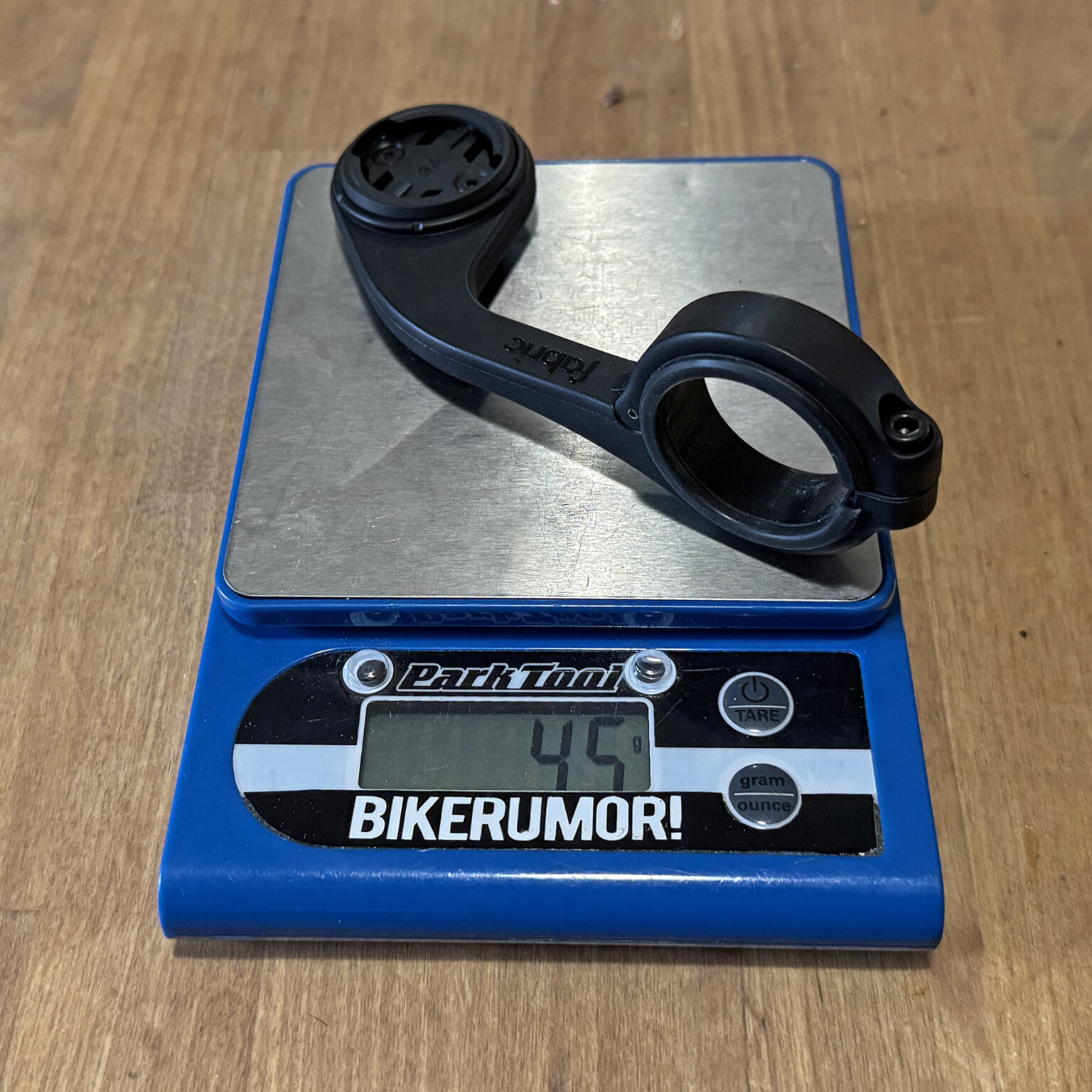 Fabric Lumaray Dock out front mount: 45g actual weight with 31.8mm bar spacer