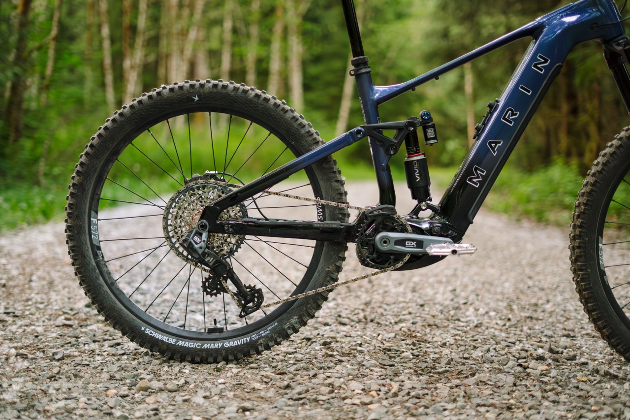 Marin Bikes Alpine Trail E côté route