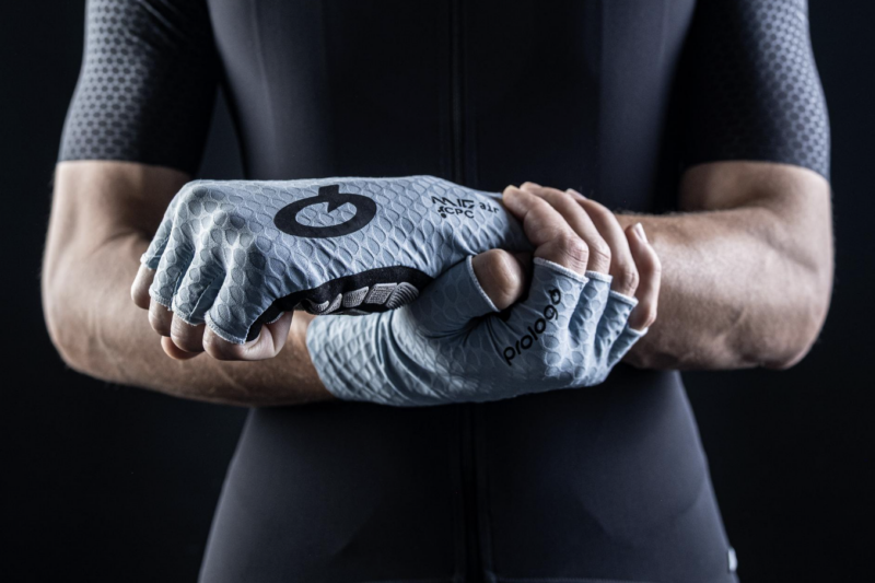 Prologo’s New MIG AIR CPC and MIG CPC Gloves Add Aero Fabric & More Grip