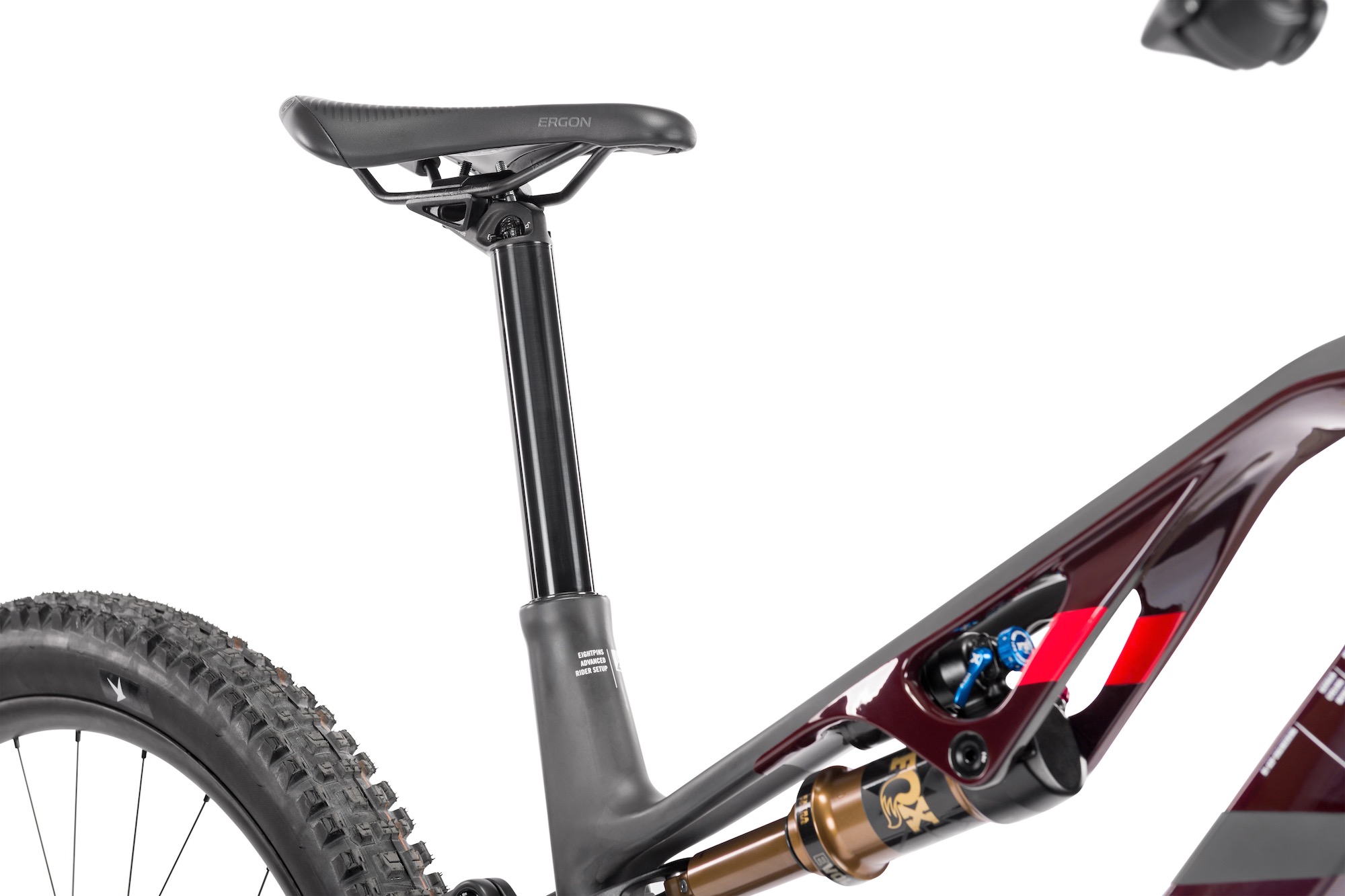 studio image showing the eightpins integrated adjustable dropper on the Rotwild R.XX eMTB