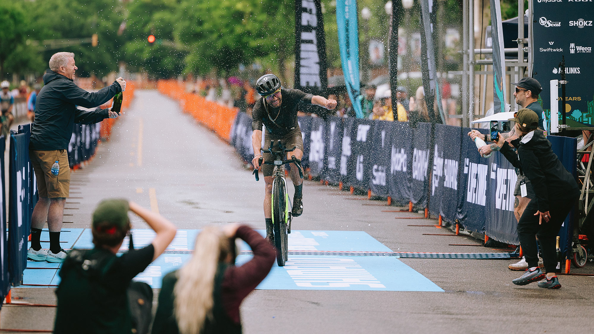 prototype Scott Addict Gravel RC 32" bike of 2026 UNBOUND XL winner Robin Gemperle, finish line photo