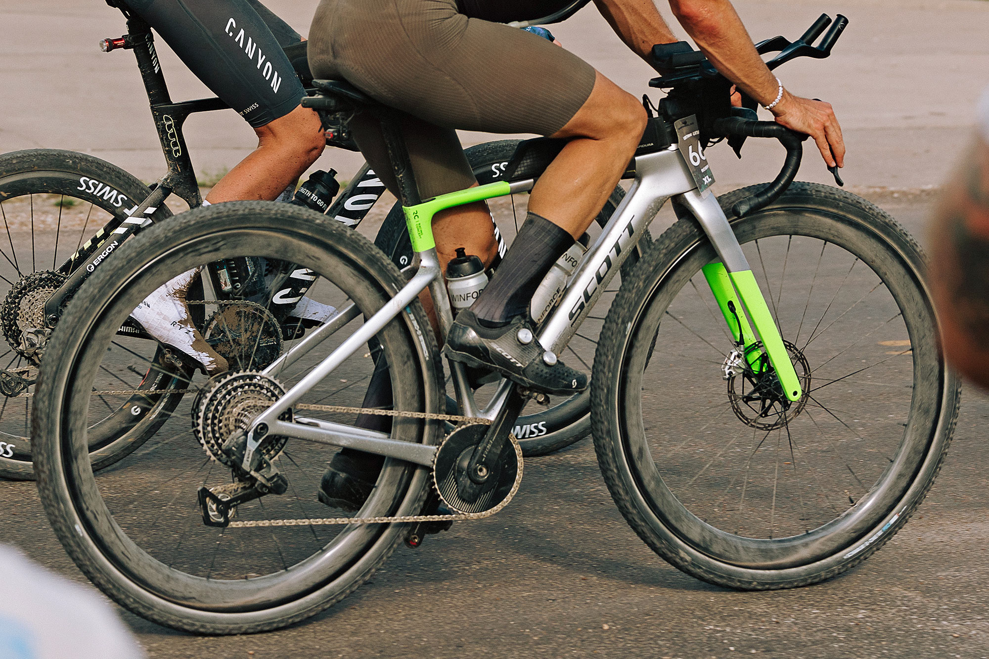 prototype Scott Addict Gravel RC 32" bike of 2026 UNBOUND XL winner Robin Gemperle, up cloae