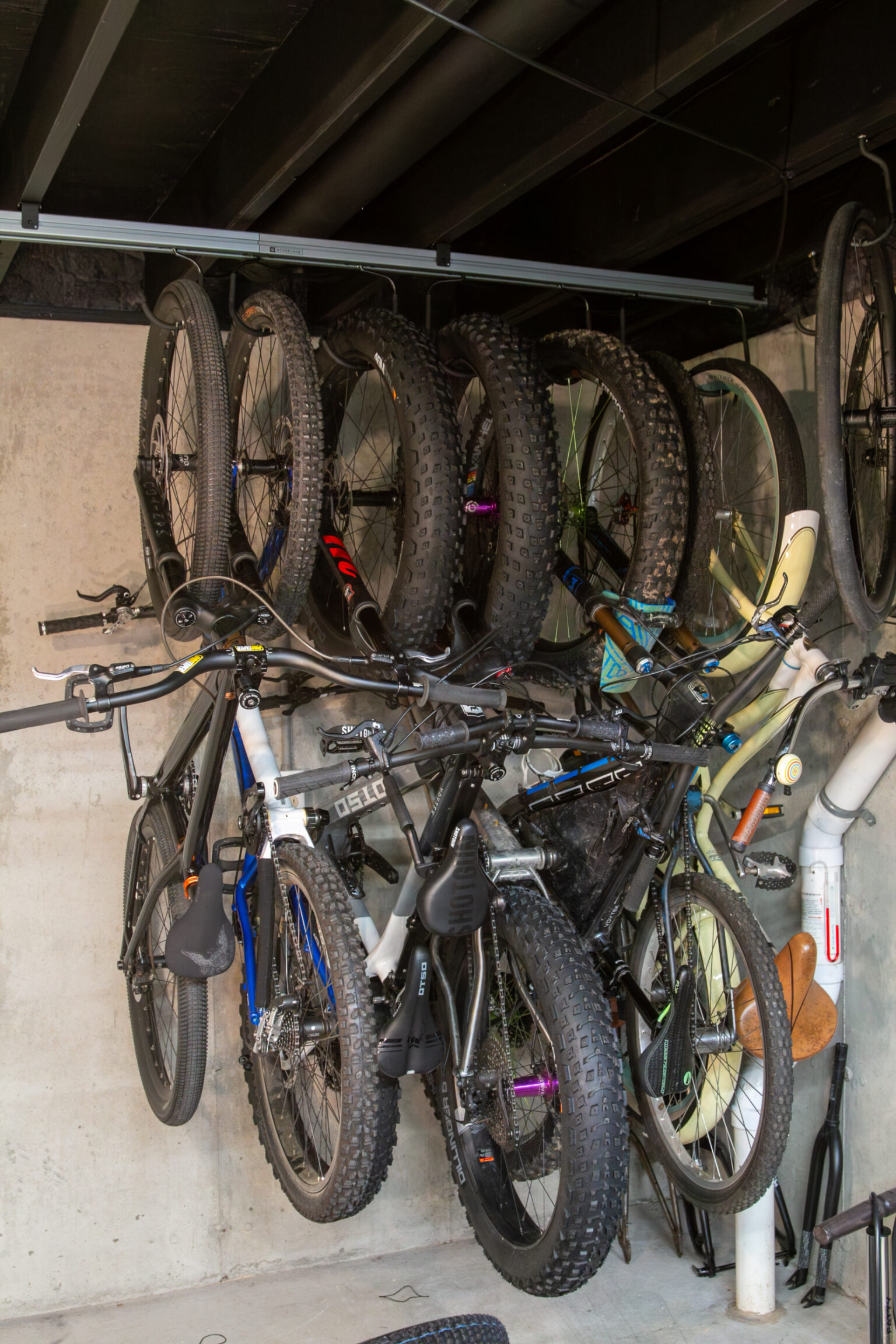 Cycleslide close storage