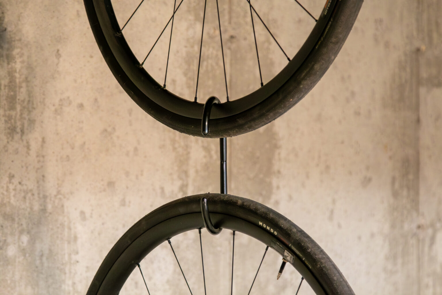 Cycleslide double hook for wheels