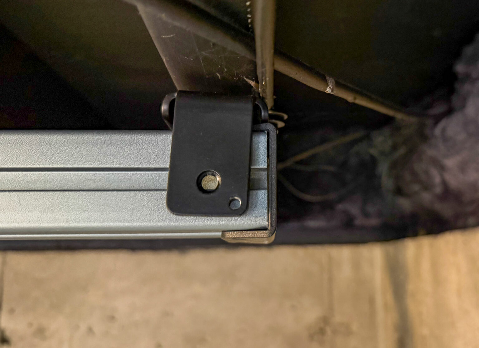 Cycleslide track end spacing