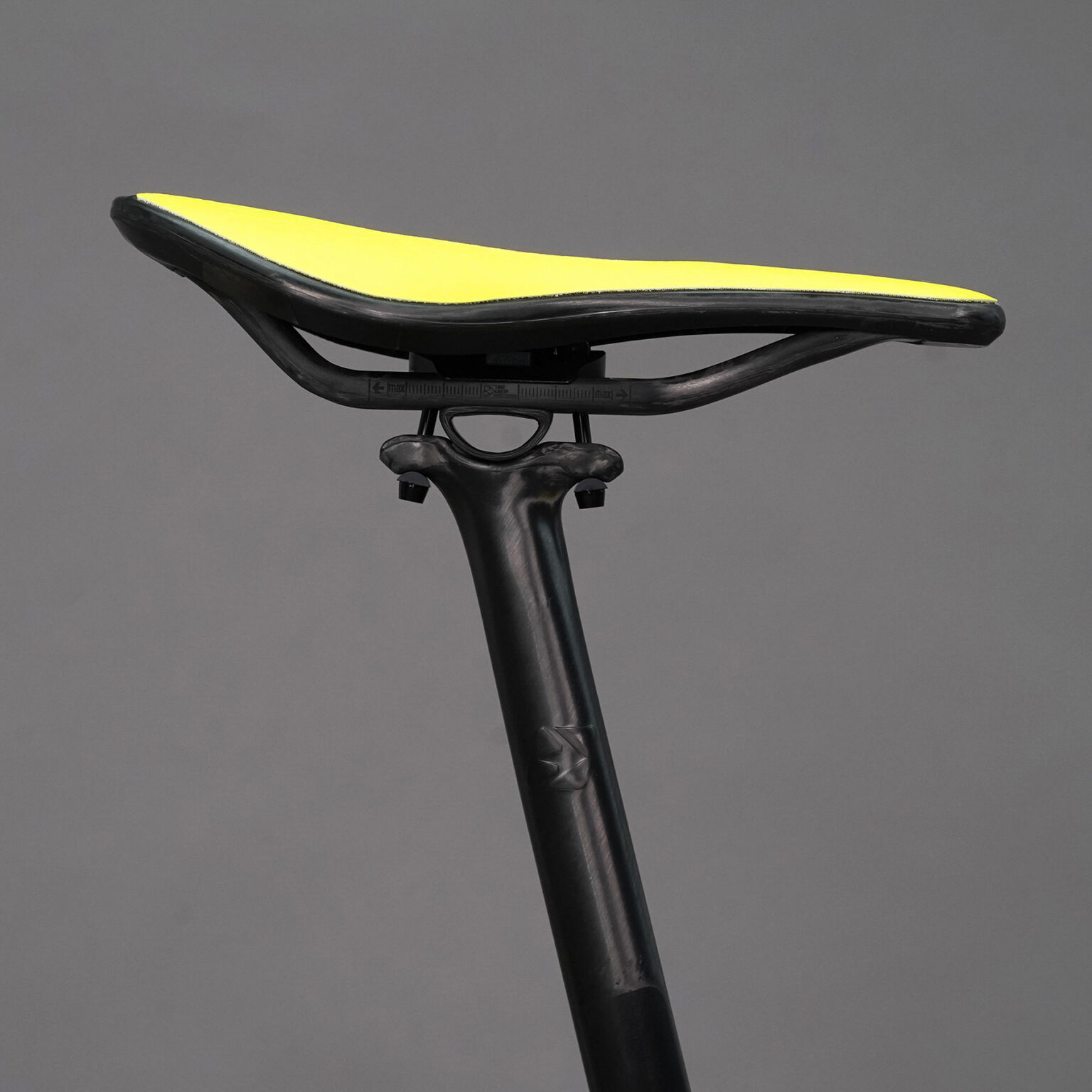 2026 Bike Ahead The Superfast Edition 15 limited edition ultralight German carbon gravel bike: The Hypersaddle & The Straight seatpost