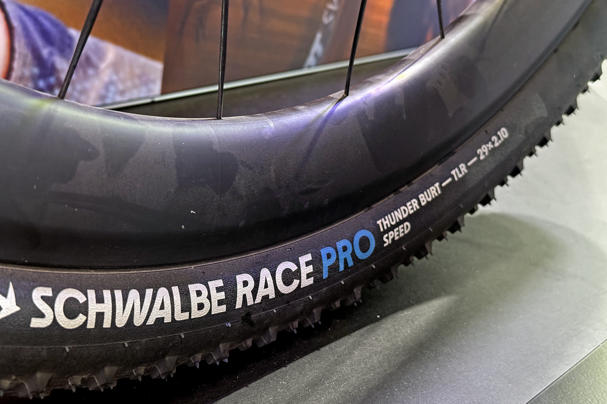 2026 Canyon Grail CFR helt ny aero gravel cykel: XC MTB dækafstand op til 57 mm