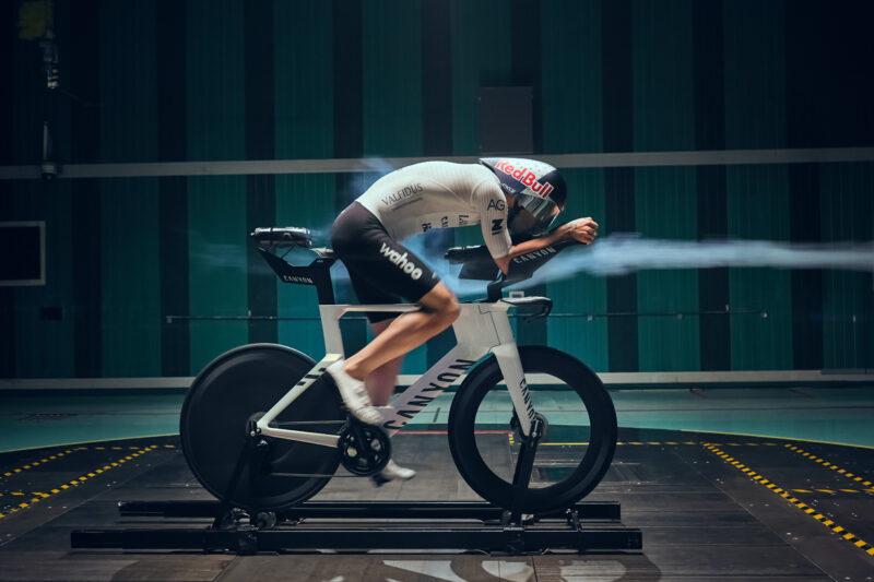 New Canyon Speedmax Turns Pro-Only Aero Tricks Into a Production Tri Bike