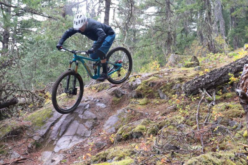 Outdoor Research’s Freewheel MTB Stretch Rain Jacket Fends Off Rain, But Lacks Ventilation