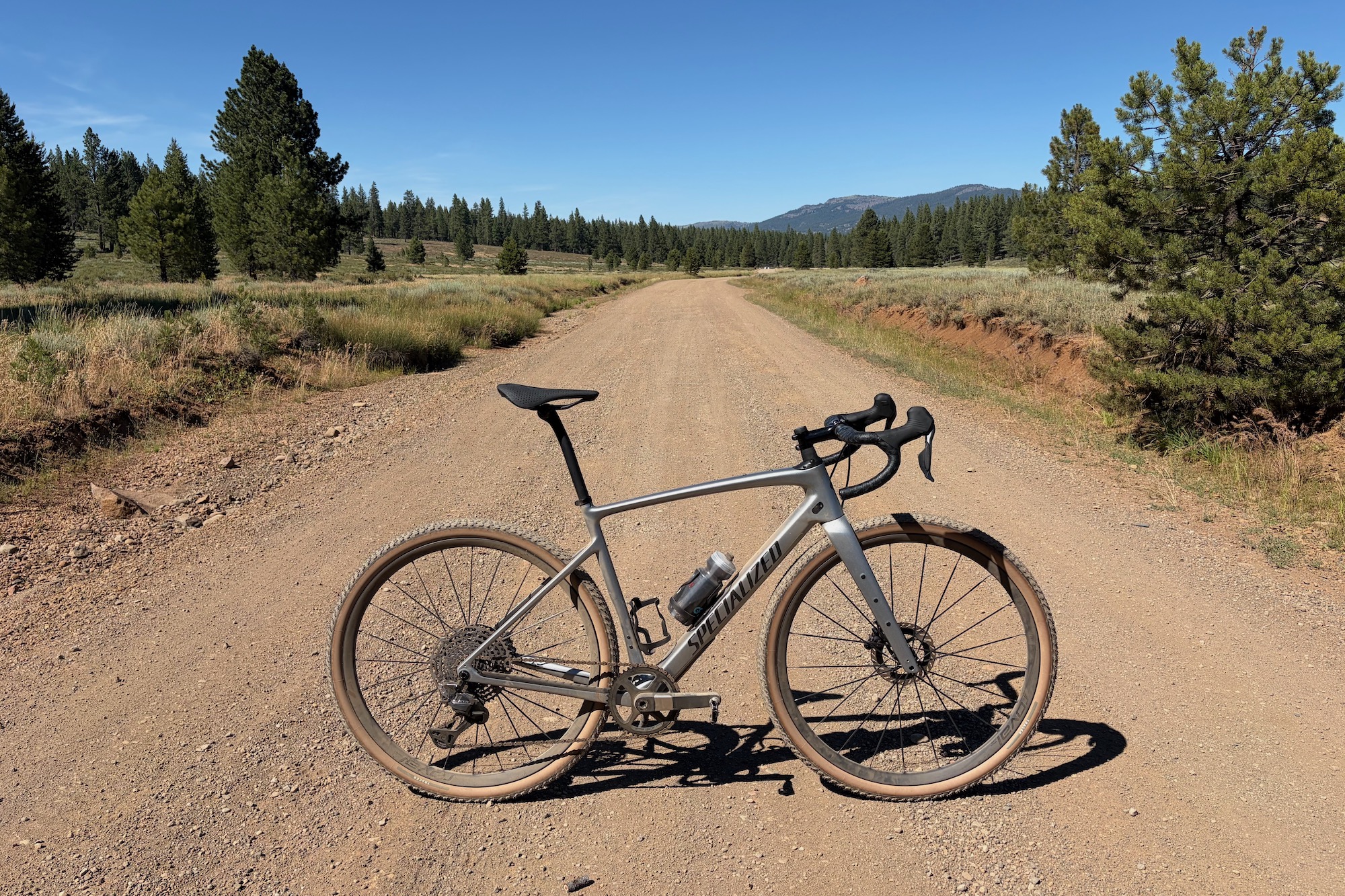 the Specialized Diverge 4 Pro LTD on a gravel road in Truckee