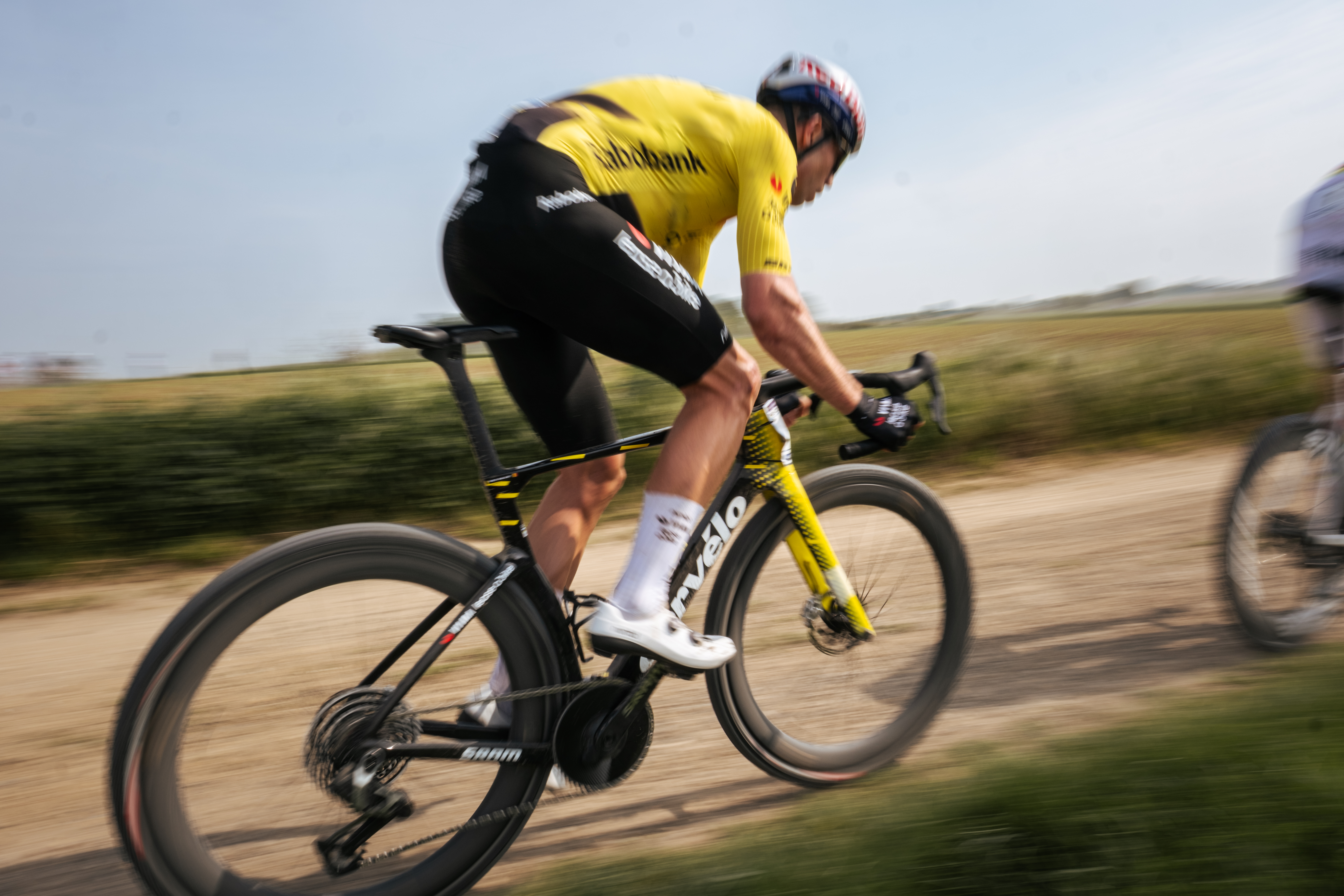 Reserve Goes Wide, Deep, Aero & Hollow Hooked w/ New 48|53 GR Gravel Race Wheels
