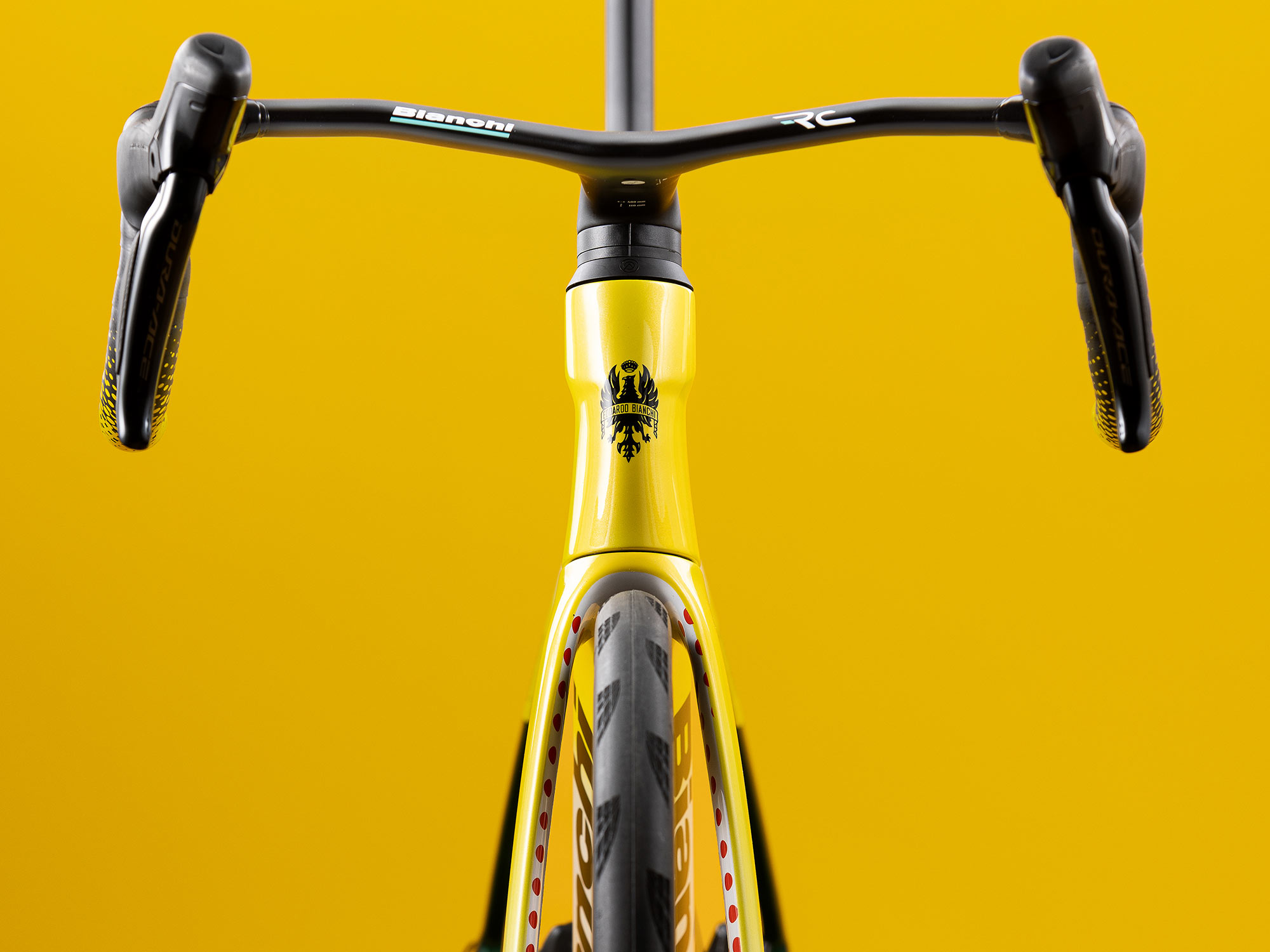 all-new Bianchi Specialissima RC CV ultralight road race bike in 2026 Tour de France limited edition: front view