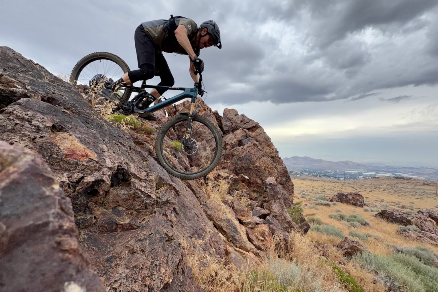 Backcountry MTB Apparel Review: Testing the Online Retailer’s Summer Gear