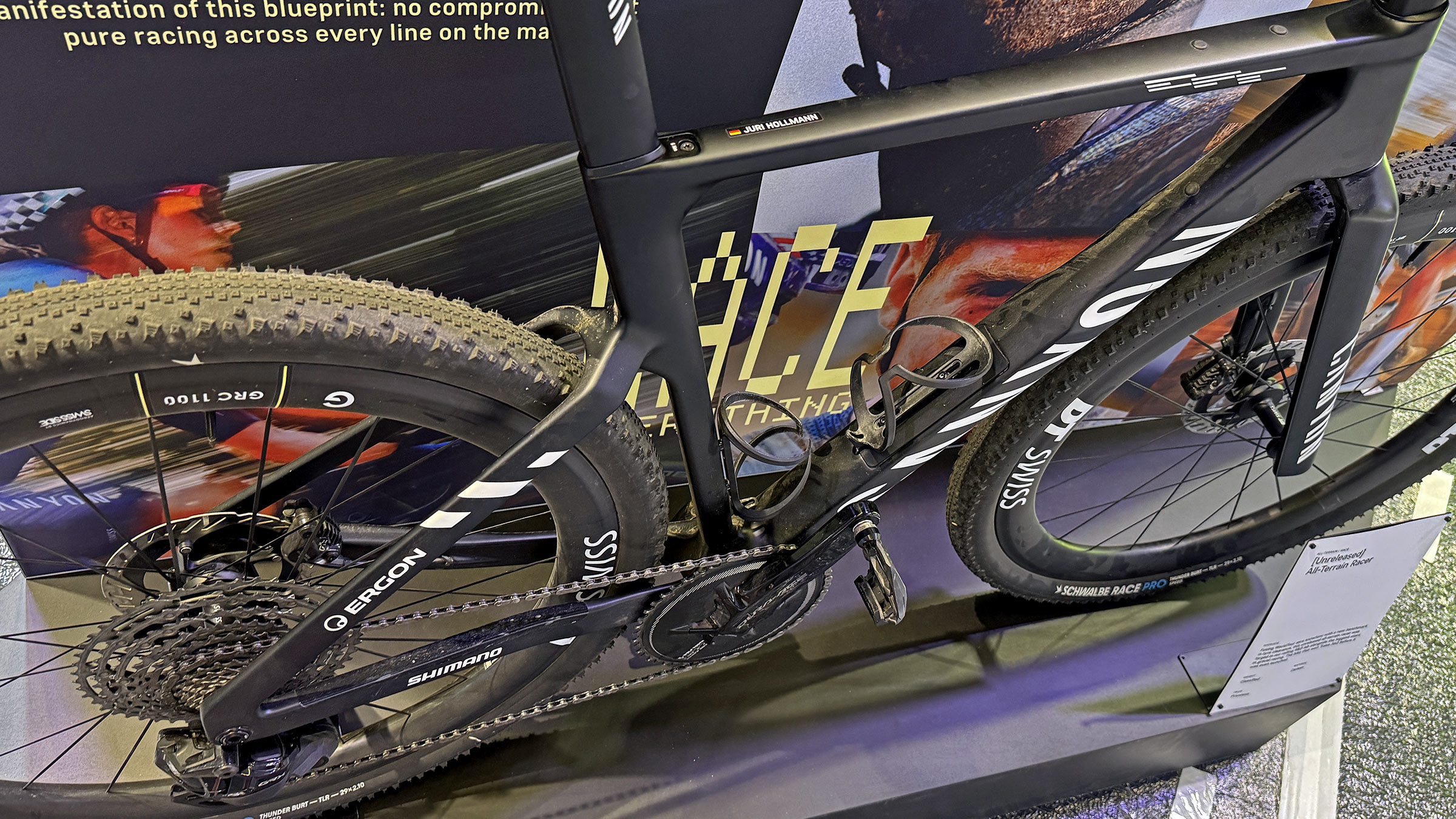 2026 Canyon Grail CFR helt ny aero gravel-cykel: steldetaljer