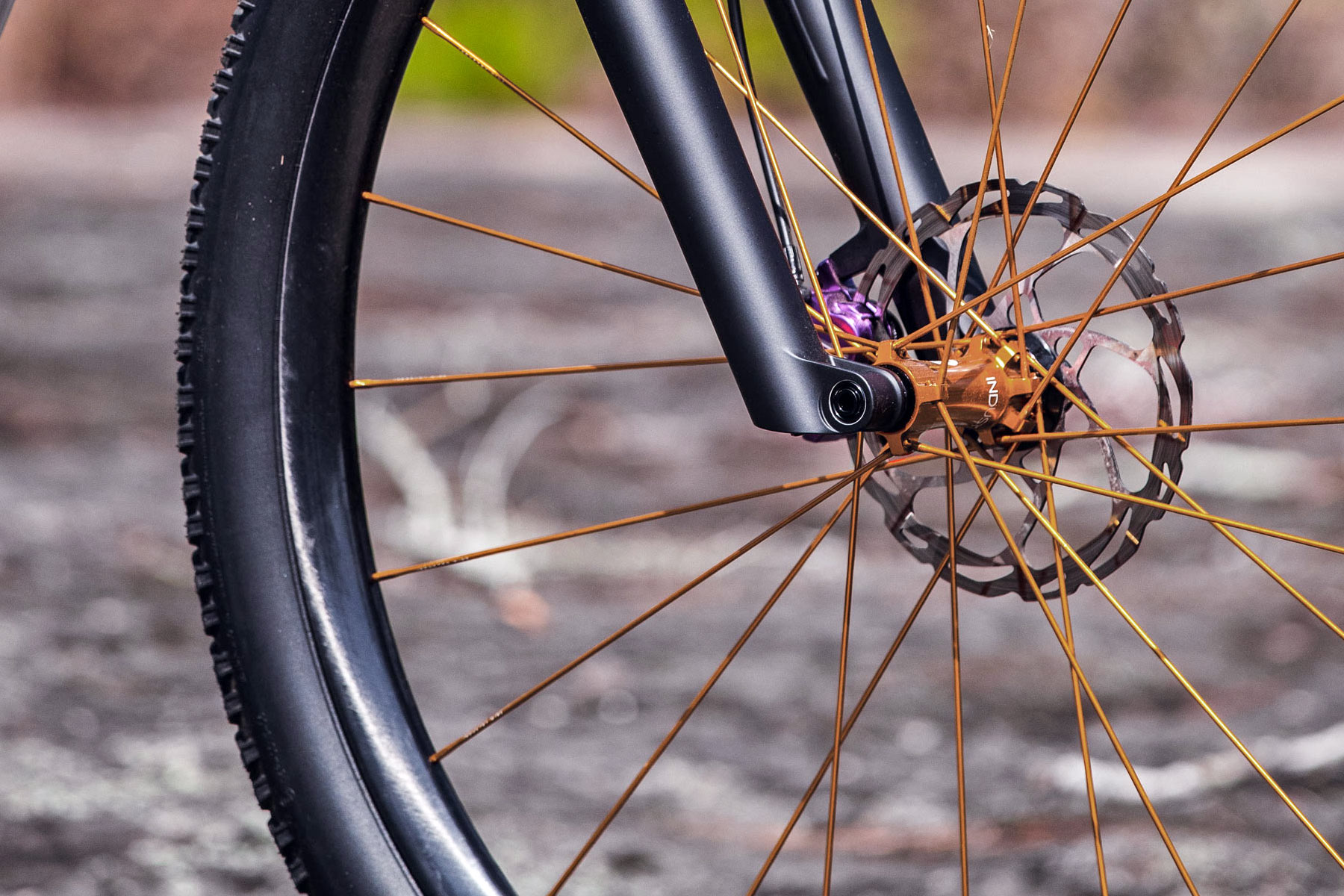 Industry Nine Hush 32" carbon XC trail mountain bike wheels: up-close