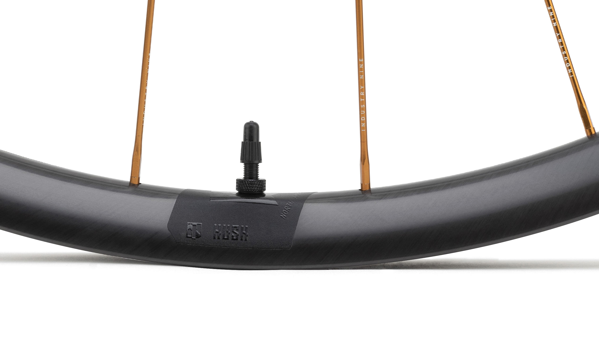 i9 Hush 32" carbon XC mountain bike wheels: We Are One carbon rim made in Canada