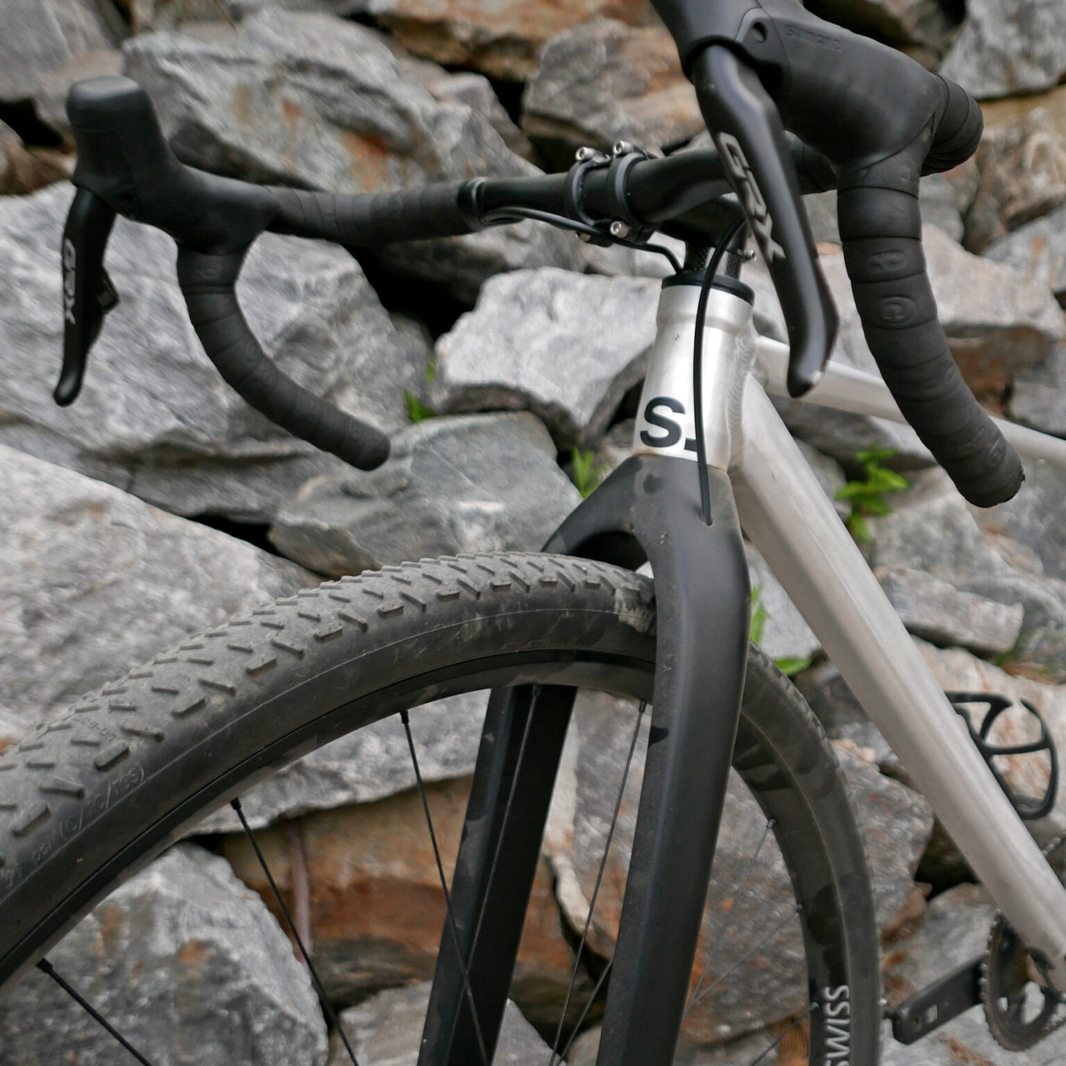 32" prototype Superior XR GR alloy gravel bike, headtube