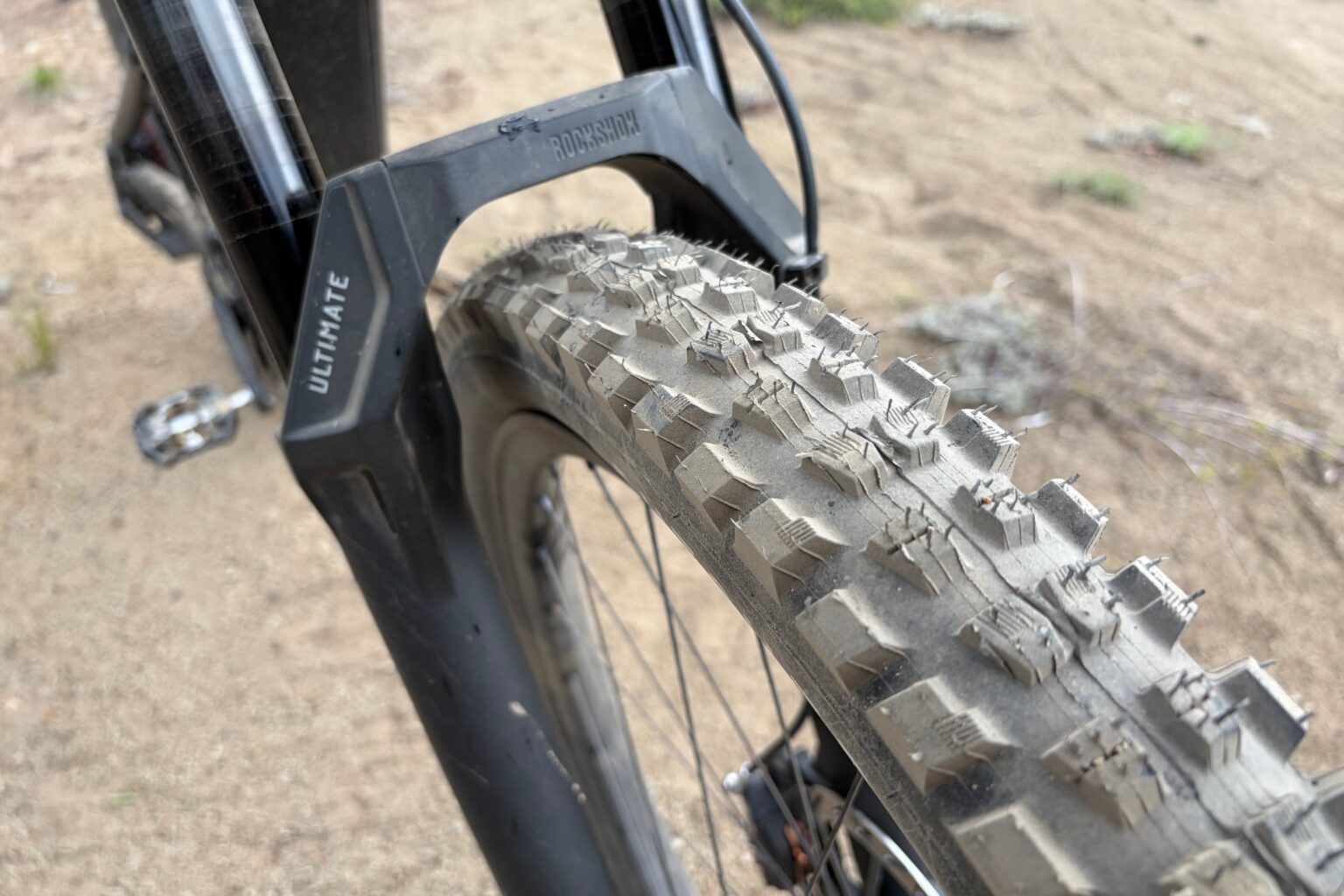 the butcher grid gravity T9 front tire on the levo 4 EVO