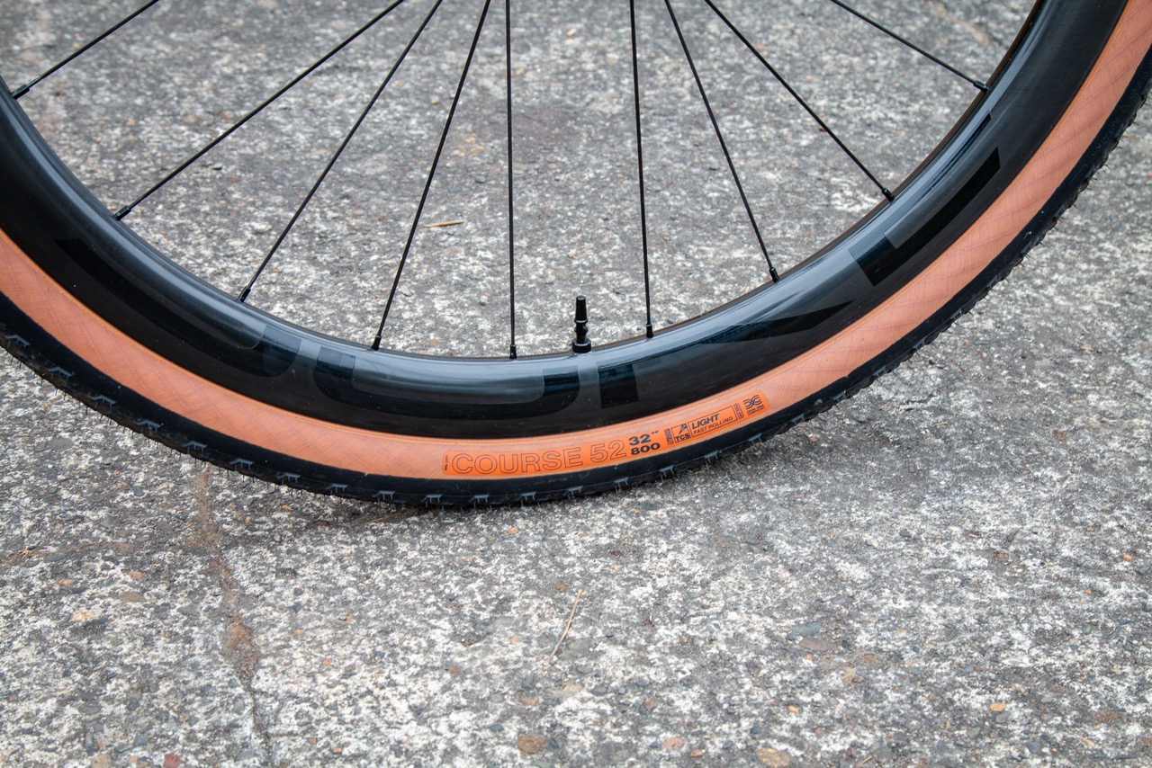 WTB 32 inch Course tire