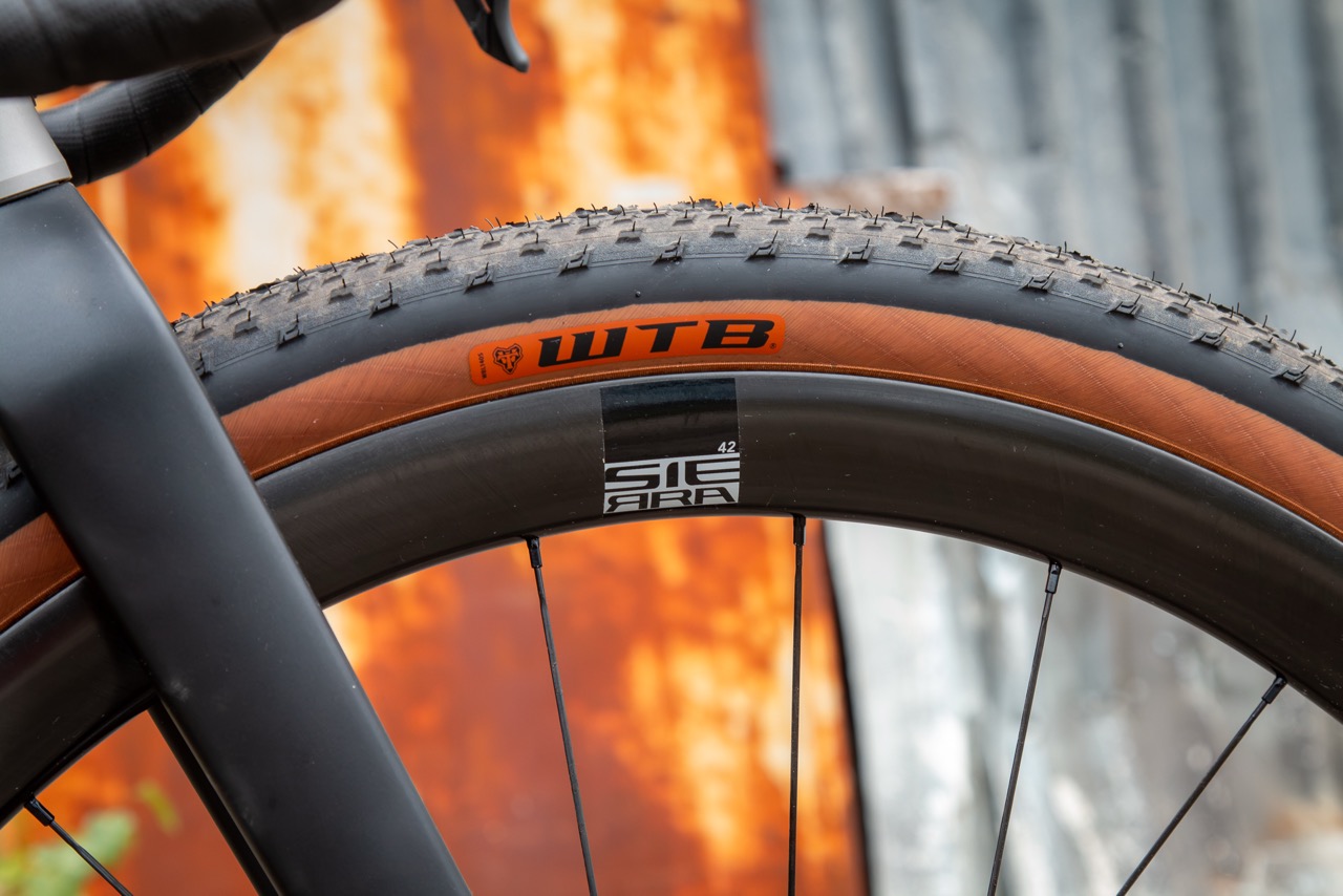 WTB 32 inch Course tire