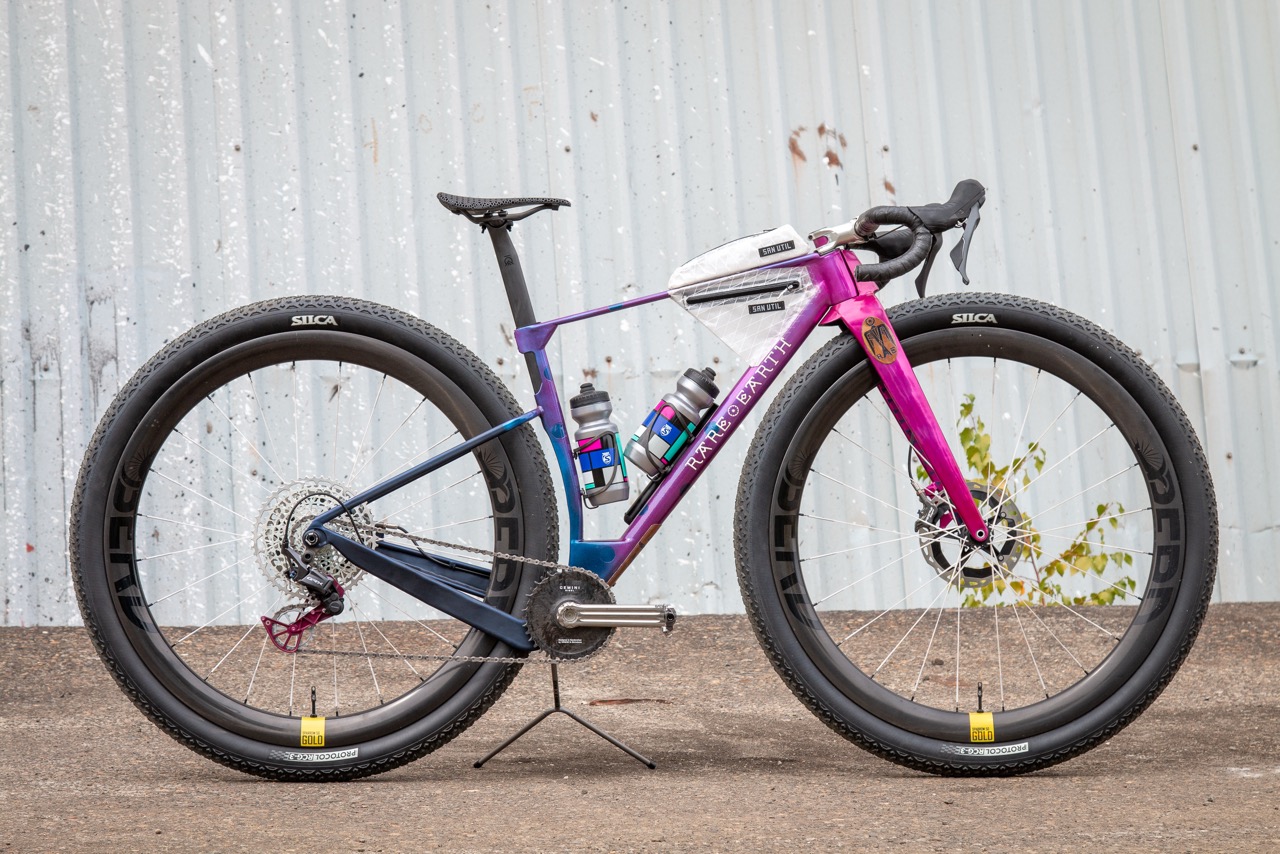 32″ Three Ways: Rare Earth Puts On a Big Wheel Master Class w/ Full Suspension MTB, Aero Gravel, & Adventure Bikes