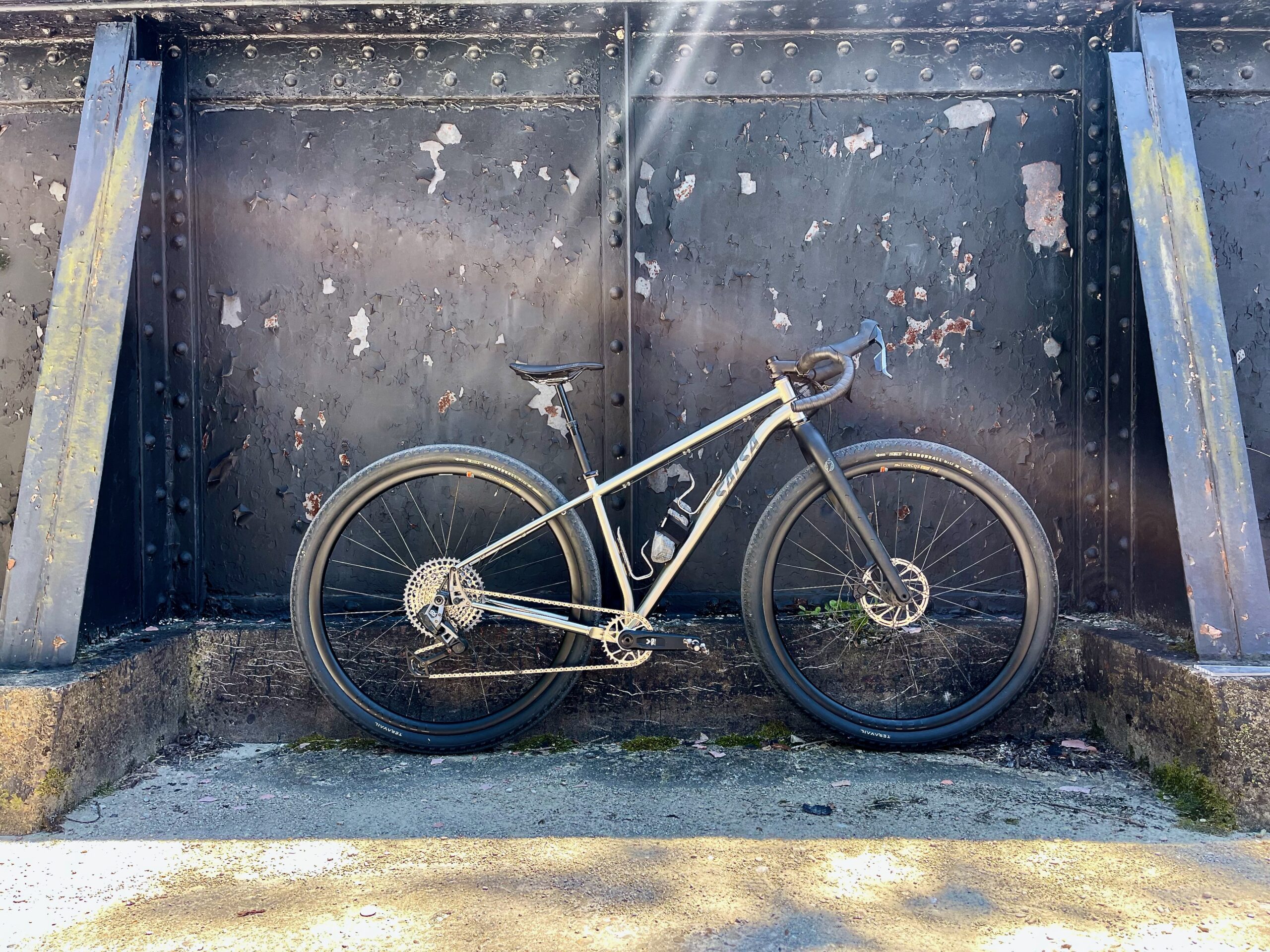 Salsa Fargo Titanium 32″ Adventure Gravel Bike Goes Big On Wheels & Comfort