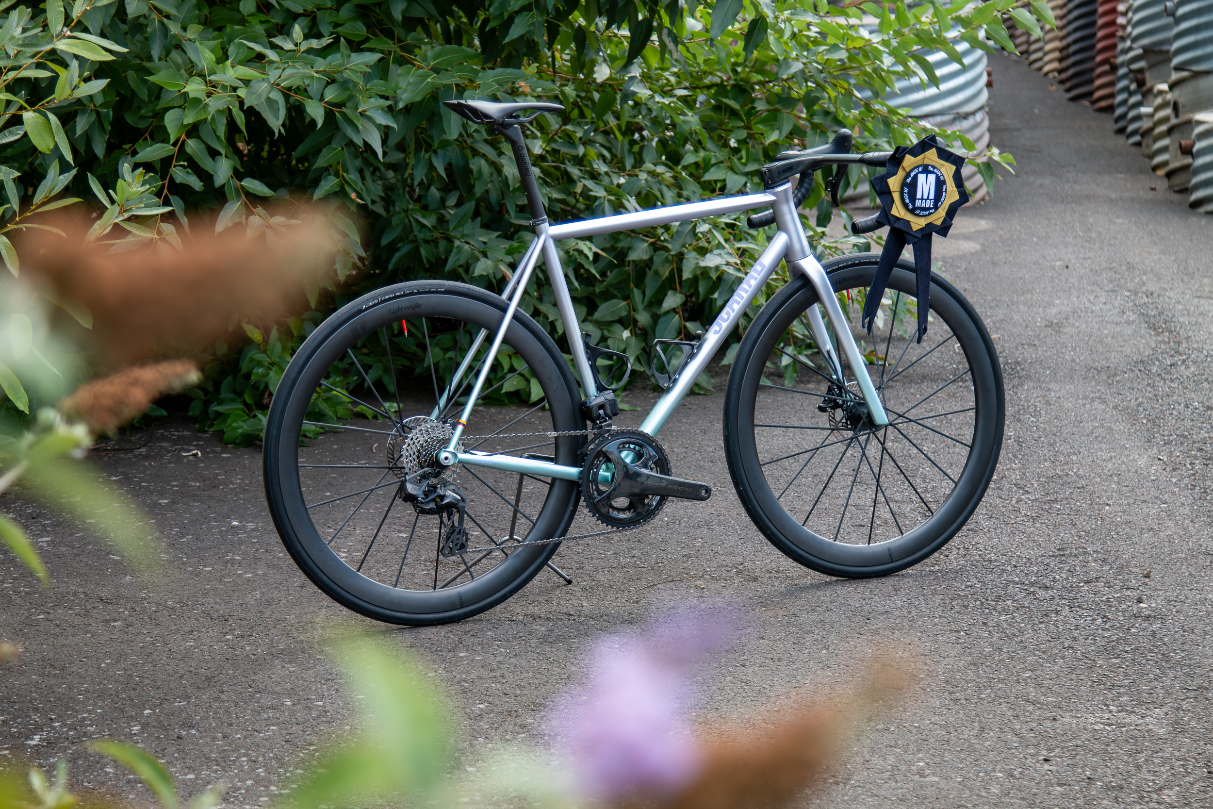 Road Bikes Aren’t Dead: Beautiful Scarab Serena Wins MADE Builder’s Award