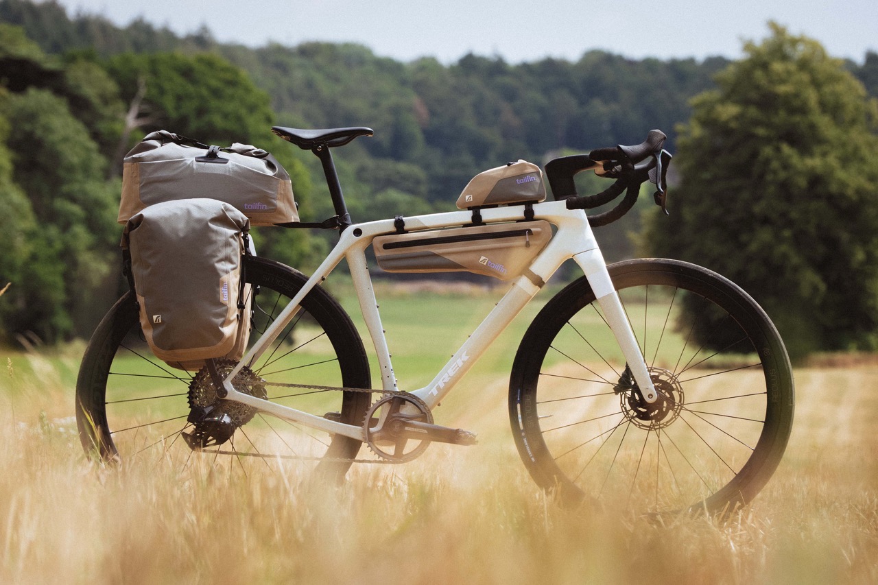 After Offering Only Black Bags, Tailfin Launches Two New Colorways