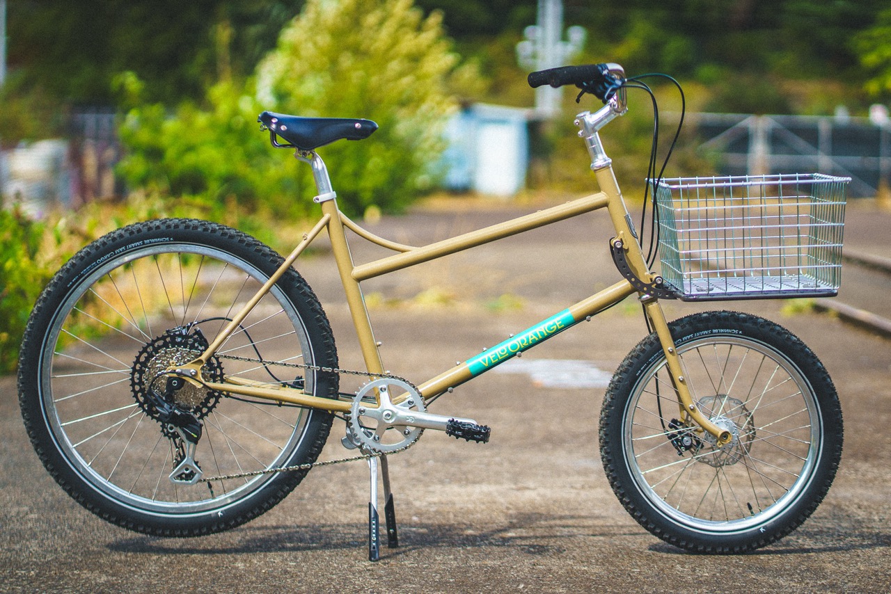 Velo Orange Teams with Japan’s Iconic Blue Lug for New Escargot Cargo Bike
