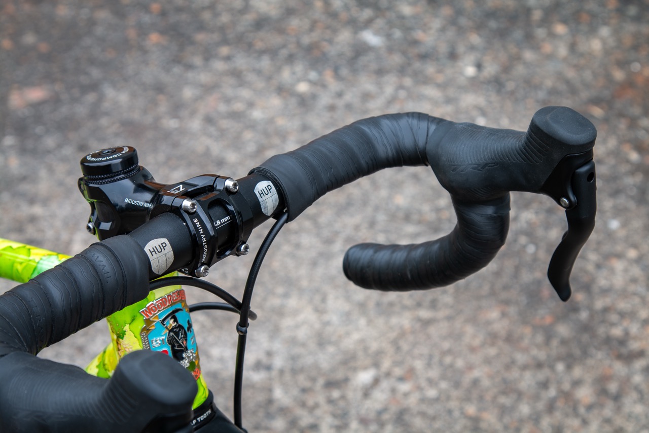 Woodpecker gravel kid's bike