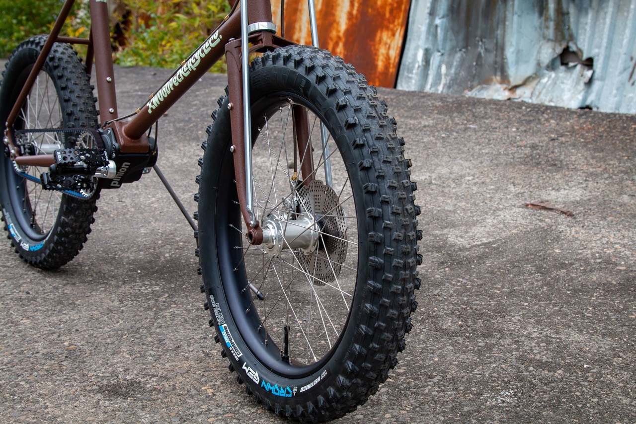 Woodpecker THIK MINI velo front wheel